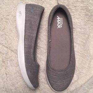Skechers go step lite
